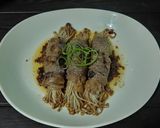 Foto langkah ke 6 dari resep Enoki Beef Roll.