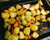 A picture of step 8 of Simple roast vegetables.