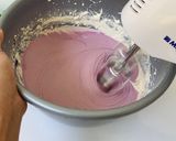 Foto langkah ke 4 dari resep Bolu Kukus Ubi Ungu.