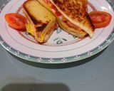Foto langkah ke 4 dari resep Simple Egg sandwich.