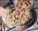 Gambar langkah 7 resipi Chicken tetrazzini.