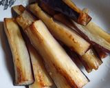 Foto langkah ke 3 dari resep Gurame Goreng Saos Asam Pedas.