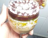 A picture of step 11 of Rainbow Custard with Cookies !.