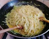 Foto del passaggio 5 della ricetta Carbonara di zucchine