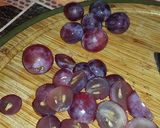 Foto del passaggio 5 della ricetta Arista in agret con vino bianco ed uva rossa