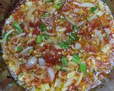 Foto langkah ke 2 dari resep Tahu Kuah Tomat Pedas.