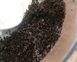 Foto del paso 1 de la receta: Trufas de galletitas oreos bañadas en chocolate
