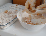 Foto del paso 5 de la receta: Albóndigas de pollo y berenjena salsa bacon y moruno amarillo