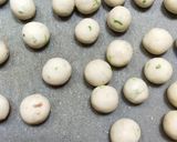 Foto langkah ke 2 dari resep Cilok saus kacang.