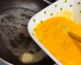 A picture of step 4 of Japanese Egg Wrapped Tomato Chicken Rice (Omu Rice).