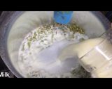 A picture of step 6 of Lauki kheer.
