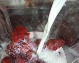 Foto del paso 1 de la receta: Licuado de Frutillas🍓