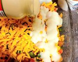 A picture of step 4 of Fish mix with sweet peppers in white sauce.