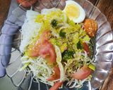 Foto langkah ke 5 dari resep Soto Ayam Simpel.