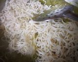 मैगी विथ पेस्टो सॉस (maggi with pesto sauce recipe in Hindi) रेसिपी चरण 5 फोटो