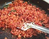 A picture of step 5 of Nourishing and Colourful Beetroot Gajar Pulav.