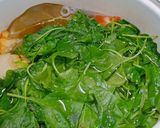 Foto langkah ke 3 dari resep Sayur Bening Bayam Kunci.