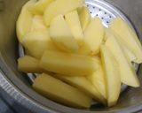 Foto langkah ke 1 dari resep Potato wedges.