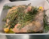 Une image de l'étape 5 de Cuisses de poulet fermier aux herbes aromatiques et ail rose en chemise.