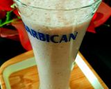 A picture of step 4 of Strawberry shake.