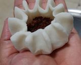 उकडीचे मोदक रेसिपी (ukadiche modak recipe in marathi) रेसिपी स्टेप 4 फोटो