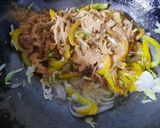 A picture of step 4 of Chinese noodles.