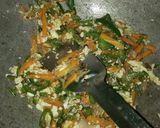 এগ-ভেজ হাক্কা নুডলস্(Egg-veg hakka noodles recipe in Bengali) রেসিপি ধাপ - 4 ছবি