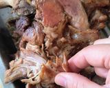 Foto del paso 3 de la receta: Pernil en olla a presión y un golpe dorador