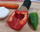 Foto del paso 1 de la receta: Huevos con pisto