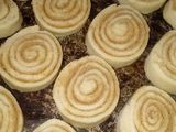 Rollitos de canela y azúcar