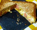صورة لخطوة 4 من وصفة سندويش هوت دوغ قمة في روعة🥪