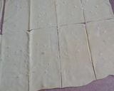 Foto del paso 1 de la receta: Canapé de hojaldre con huevo de codorniz