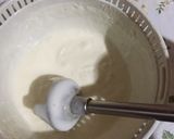 Foto langkah ke 6 dari resep Roti Wisman Krim Strawberry Keju.