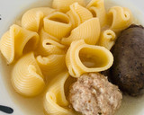 Foto del paso 6 de la receta: Sopa de fideos con “pilota”/sopa de galets