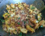 A picture of step 3 of Gobhi allo.