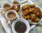 A picture of step 6 of Moong Dal Ke Pakoda.