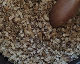 Foto del paso 1 de la receta: Granola sin azúcar y sin horno