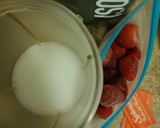 Foto del paso 1 de la receta: Malteada de fresa y proteína🍓🥤