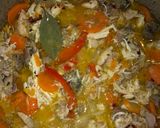 Foto del paso 1 de la receta: Pollo en escabeche!!