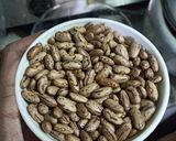 A picture of step 1 of Dhaba Style Rajma Masala.