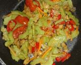 Foto langkah ke 4 dari resep Tumis Pare Pedas.