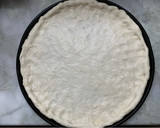 Foto del paso 4 de la receta: Pizza con mozarela, jamón, queso azul y apio - masa con técnica prefermento poolish