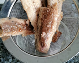 Foto del paso 2 de la receta: Tosta con Rillette de caballa en aceite