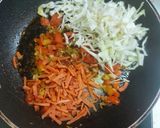 A picture of step 2 of Vegetable Vermicelli.