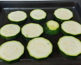 Foto del paso 2 de la receta: Hamburguesa jugosa con calabacín al Gorgonzola