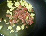 Foto del paso 1 de la receta: Bacalao guisado con langostinos, ajetes y jamón