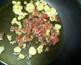 Foto del paso 1 de la receta: Bacalao guisado con langostinos, ajetes y jamón