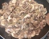 Foto del paso 4 de la receta: Pollo con champiñones