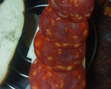 Foto del paso 1 de la receta: Bocadillo con chorizo Revilla y queso majorero