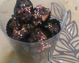 Foto langkah ke 3 dari resep Coklat kacang mete.